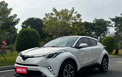 Toyota C-HR I рестайлинг, 2022 год, 2 290 000 рублей, 1 фотография