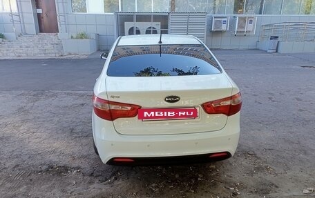 KIA Rio III рестайлинг, 2013 год, 900 000 рублей, 9 фотография