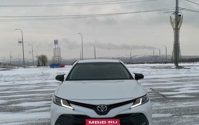 Toyota Camry, 2019 год, 2 850 000 рублей, 1 фотография