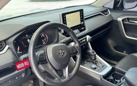 Toyota RAV4, 2020 год, 3 290 000 рублей, 16 фотография