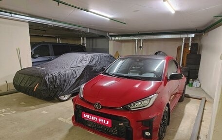 Toyota Yaris, 2022 год, 5 000 000 рублей, 6 фотография