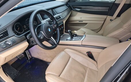 BMW 7 серия, 2013 год, 2 370 000 рублей, 10 фотография