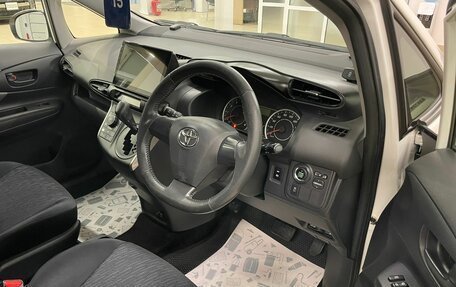 Toyota Wish II, 2012 год, 1 649 999 рублей, 10 фотография