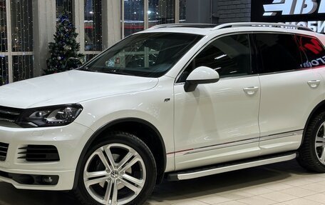 Volkswagen Touareg III, 2012 год, 2 397 000 рублей, 4 фотография