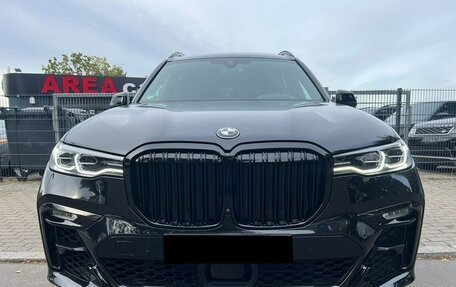 BMW X7, 2021 год, 8 800 000 рублей, 2 фотография