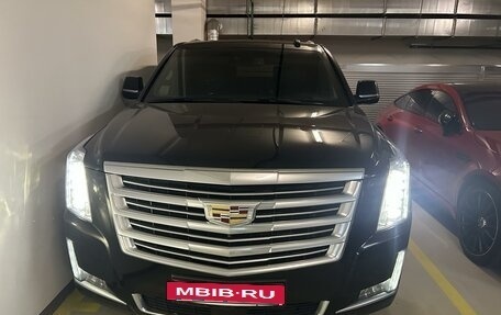 Cadillac Escalade IV, 2016 год, 4 500 000 рублей, 2 фотография