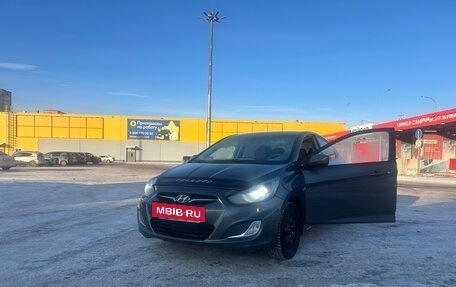 Hyundai Solaris II рестайлинг, 2011 год, 590 000 рублей, 6 фотография