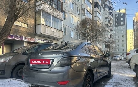 Hyundai Solaris II рестайлинг, 2011 год, 590 000 рублей, 5 фотография