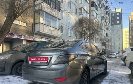 Hyundai Solaris II рестайлинг, 2011 год, 590 000 рублей, 4 фотография