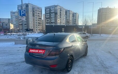 Hyundai Solaris II рестайлинг, 2011 год, 590 000 рублей, 7 фотография