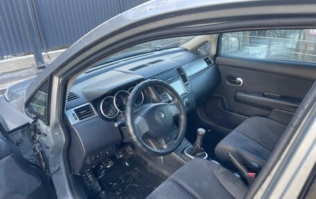 Nissan Tiida, 2010 год, 570 000 рублей, 6 фотография