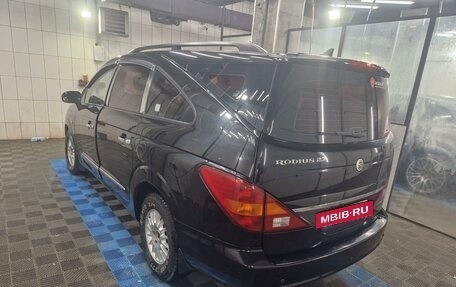 SsangYong Rodius I, 2009 год, 990 000 рублей, 3 фотография