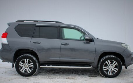 Toyota Land Cruiser Prado 150 рестайлинг 2, 2011 год, 2 580 000 рублей, 8 фотография