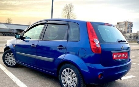 Ford Fiesta, 2006 год, 550 000 рублей, 2 фотография