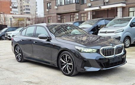 BMW 5 серия, 2024 год, 9 980 000 рублей, 6 фотография