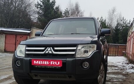 Mitsubishi Pajero IV, 2007 год, 1 550 000 рублей, 10 фотография