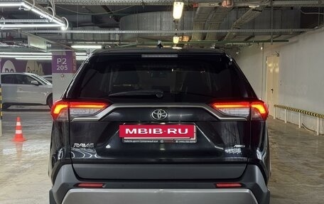 Toyota RAV4, 2019 год, 3 800 000 рублей, 4 фотография