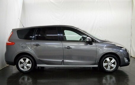 Renault Scenic III, 2010 год, 967 000 рублей, 4 фотография