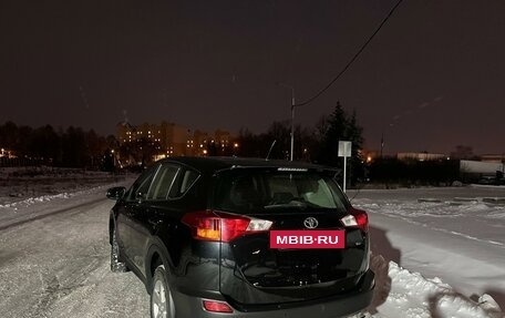 Toyota RAV4, 2013 год, 1 820 000 рублей, 2 фотография