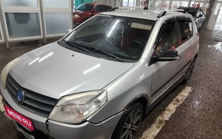 Geely MK Cross I, 2013 год, 200 000 рублей, 2 фотография