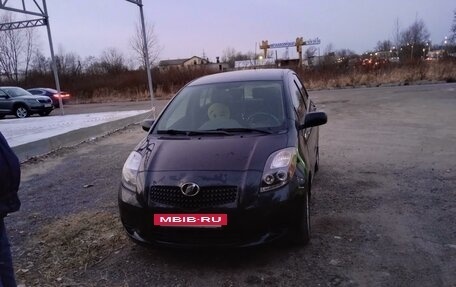 Toyota Yaris III рестайлинг, 2008 год, 530 000 рублей, 9 фотография