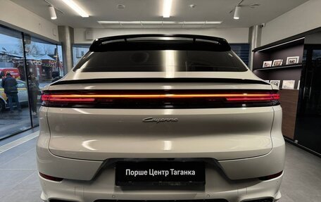 Porsche Cayenne III, 2024 год, 21 990 000 рублей, 11 фотография