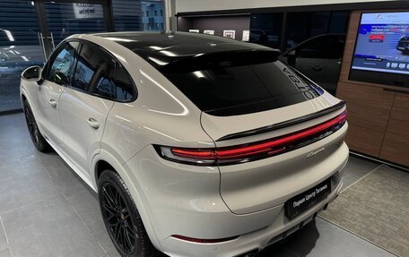 Porsche Cayenne III, 2024 год, 21 990 000 рублей, 10 фотография