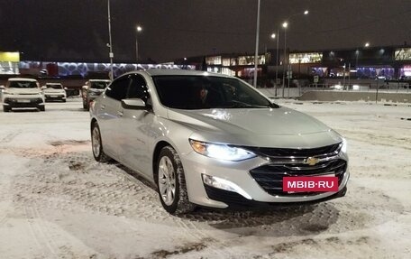 Chevrolet Malibu IX, 2021 год, 1 750 000 рублей, 3 фотография