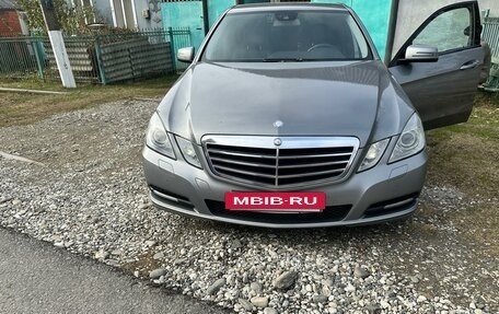 Mercedes-Benz E-Класс, 2011 год, 1 345 000 рублей, 4 фотография