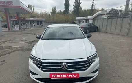 Volkswagen Jetta VII, 2019 год, 1 950 000 рублей, 3 фотография