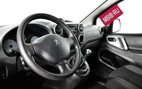 Peugeot Partner II рестайлинг 2, 2018 год, 1 690 000 рублей, 13 фотография