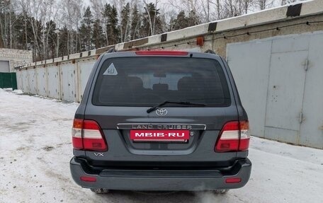 Toyota Land Cruiser 100 рестайлинг 2, 2007 год, 2 690 000 рублей, 3 фотография