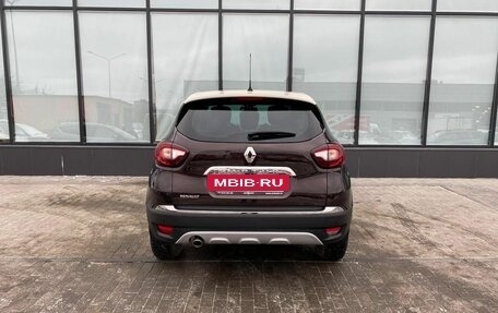 Renault Kaptur I рестайлинг, 2018 год, 1 540 000 рублей, 4 фотография