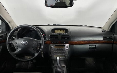 Toyota Avensis III рестайлинг, 2005 год, 840 000 рублей, 15 фотография