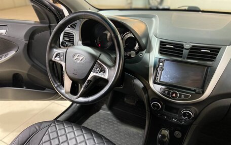 Hyundai Solaris II рестайлинг, 2016 год, 1 300 000 рублей, 20 фотография