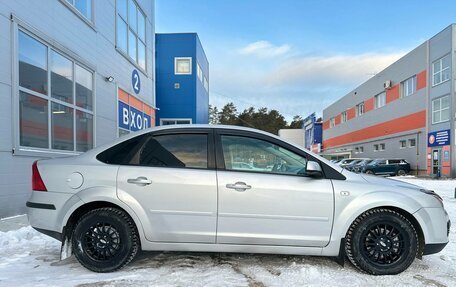 Ford Focus II рестайлинг, 2006 год, 515 000 рублей, 4 фотография