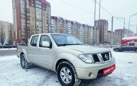 Nissan Navara (Frontier), 2010 год, 1 290 000 рублей, 4 фотография