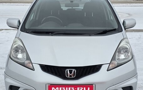 Honda Fit III, 2010 год, 895 000 рублей, 3 фотография