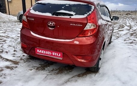 Hyundai Solaris II рестайлинг, 2011 год, 780 000 рублей, 3 фотография