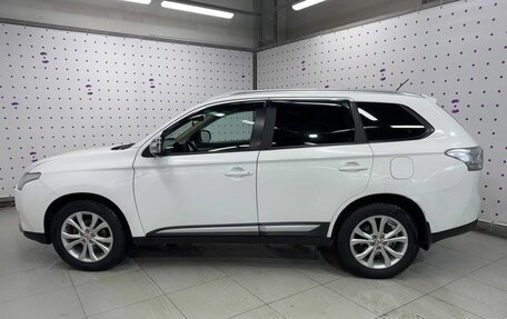 Mitsubishi Outlander III рестайлинг 3, 2013 год, 1 099 000 рублей, 7 фотография