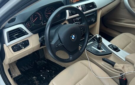 BMW 3 серия, 2015 год, 1 700 000 рублей, 4 фотография