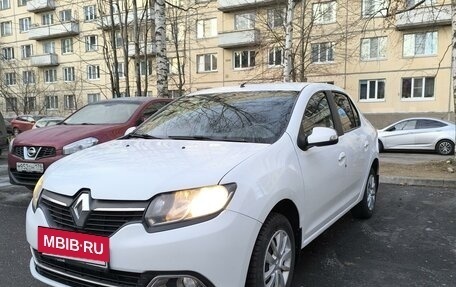 Renault Logan II, 2017 год, 669 000 рублей, 10 фотография