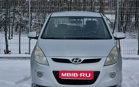 Hyundai i20 IB рестайлинг, 2010 год, 730 000 рублей, 2 фотография