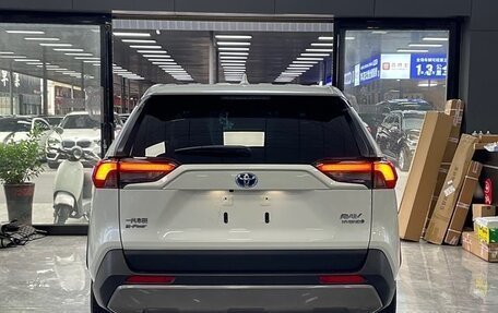 Toyota RAV4, 2021 год, 3 384 000 рублей, 3 фотография