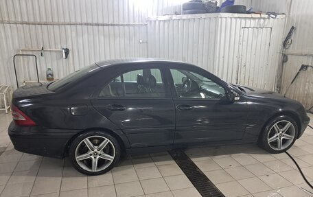 Mercedes-Benz C-Класс, 2002 год, 550 000 рублей, 2 фотография