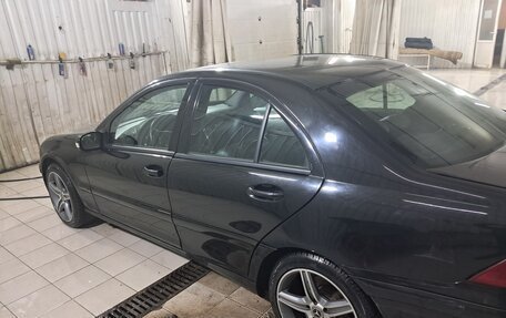 Mercedes-Benz C-Класс, 2002 год, 550 000 рублей, 4 фотография