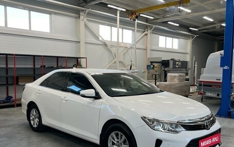 Toyota Camry, 2017 год, 2 580 000 рублей, 3 фотография