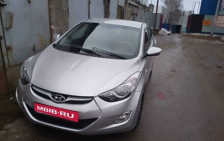 Hyundai Elantra V, 2013 год, 750 000 рублей, 3 фотография