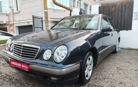 Mercedes-Benz E-Класс, 1999 год, 850 000 рублей, 2 фотография