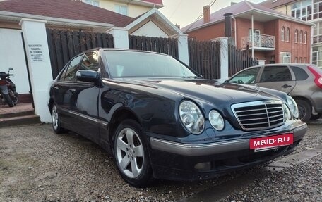 Mercedes-Benz E-Класс, 1999 год, 850 000 рублей, 3 фотография